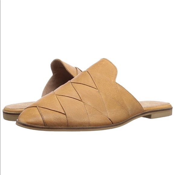 seychelles woven mules